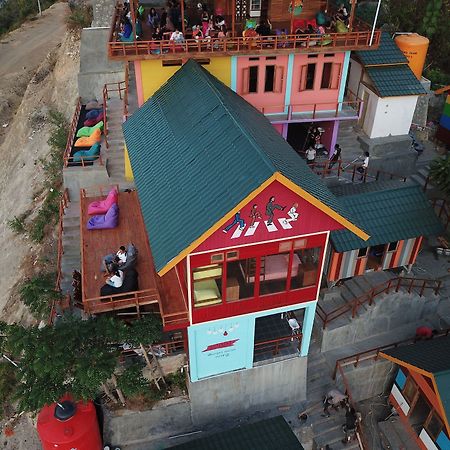 One Tree Hill - Hostel Labuan Bajo Eksteriør bilde