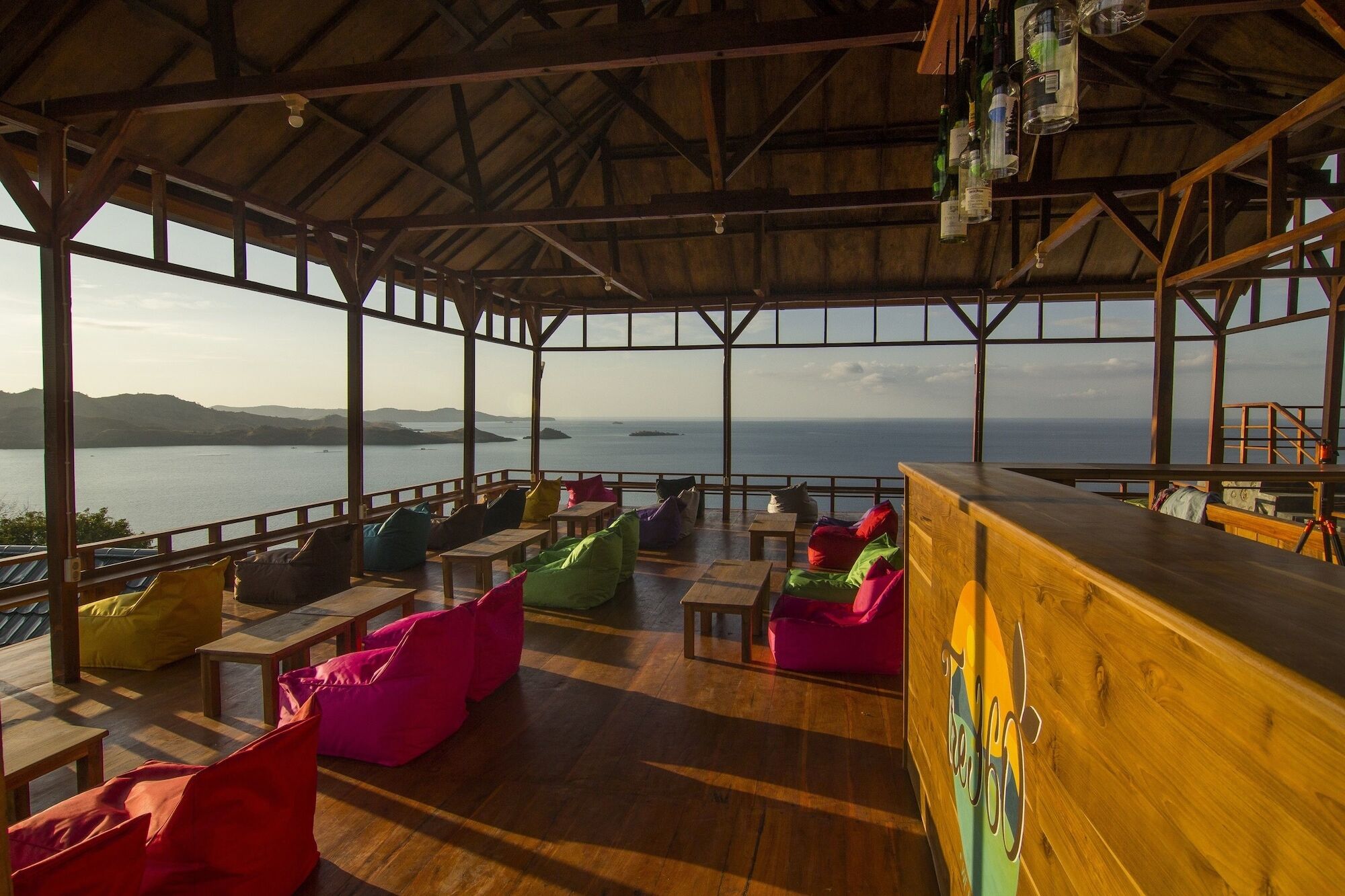 One Tree Hill - Hostel Labuan Bajo Eksteriør bilde